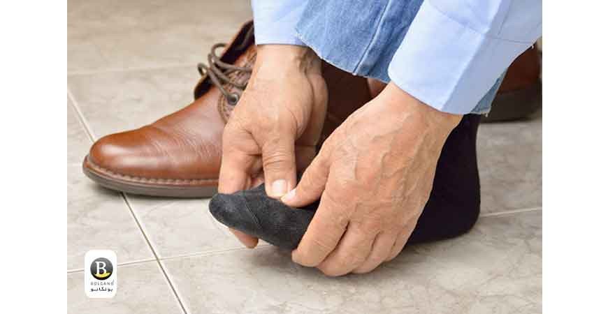 راهکارهایی برای گشاد کردن کفش تنگ